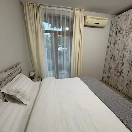 градина луксозен Apartment *