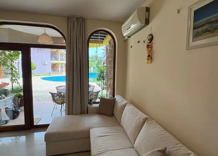 Apartment градина луксозен Tschernomorez