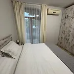 градина луксозен شقة *