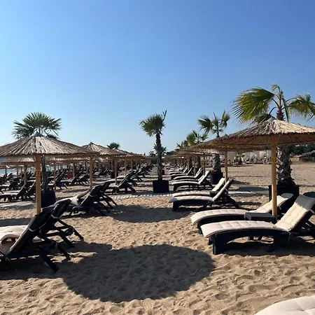 דירה градина луксозен *