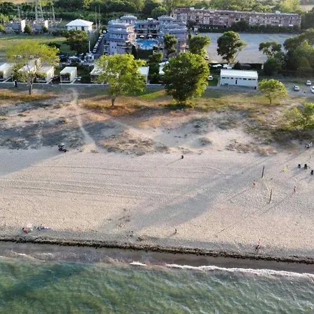 градина луксозен Tchernomorets