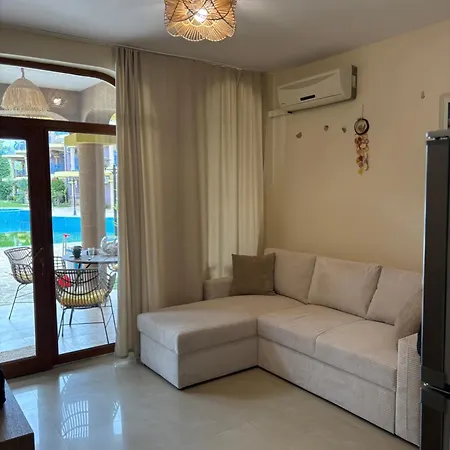 Appartement градина луксозен