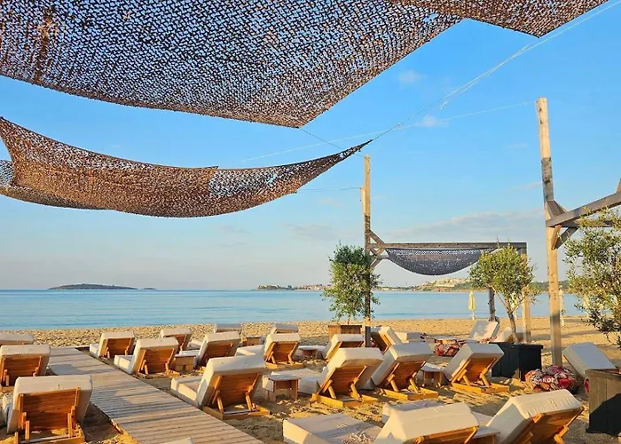 градина луксозен * Czernomorec